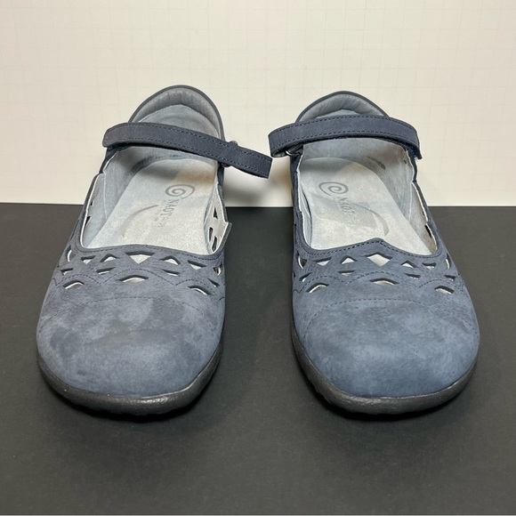 Womens NAOT Agathis Navy Blue Velvet Nubuck Leather Mary Jane Shoes / Size 7 - Picture 2 of 8